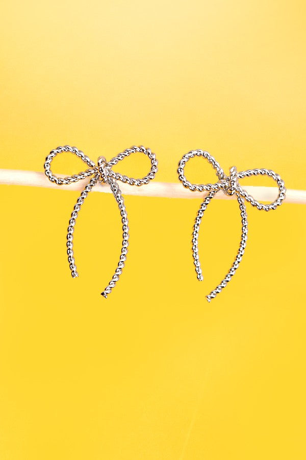 Silver Ribbed Bow